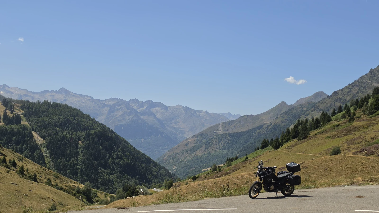 A bike above the valley